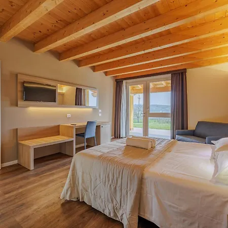 Borgo Marognole Caprino Veronese