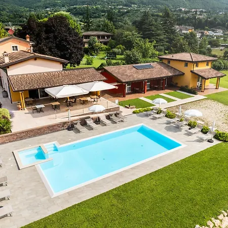 Borgo Marognole 3* Caprino Veronese