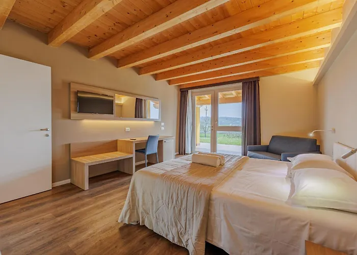 Borgo Marognole Caprino Veronese