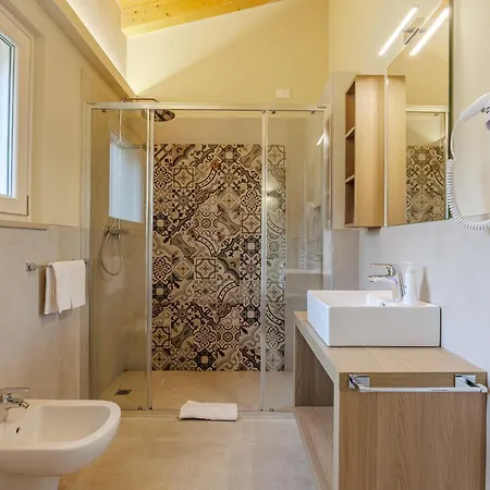 Bed and Breakfast Borgo Marognole 3*